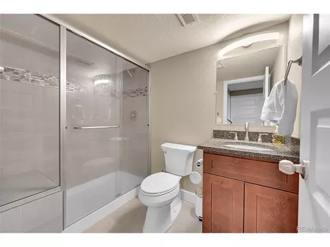 492 N Jackson Gap Way, Aurora, CO 80018 photo 9
