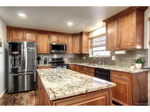 15907 E Flora Pl, Aurora, CO 80013 photo 2