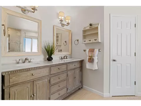 20922 E Crestline Cir, Centennial, CO 80015 photo 24