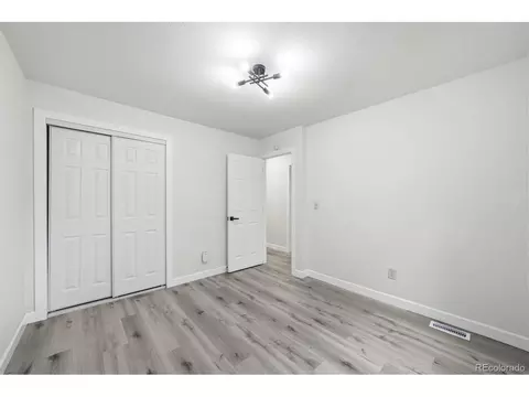 Bedroom - 18171 E Crestridge Dr, Centennial, CO 80015 photo 8 of 9