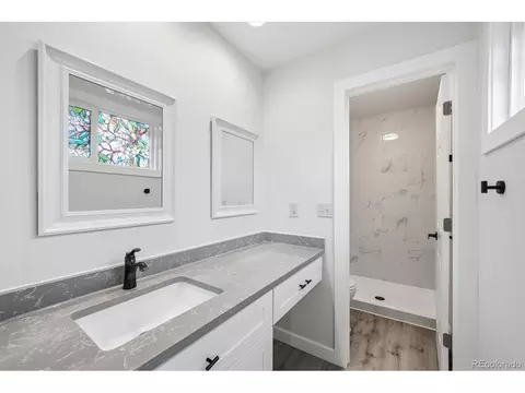 Bath - 18171 E Crestridge Dr, Centennial, CO 80015 photo 1 of 6