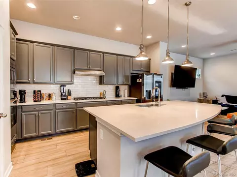 21491 E 60th Ave, Aurora, CO 80019 photo 8