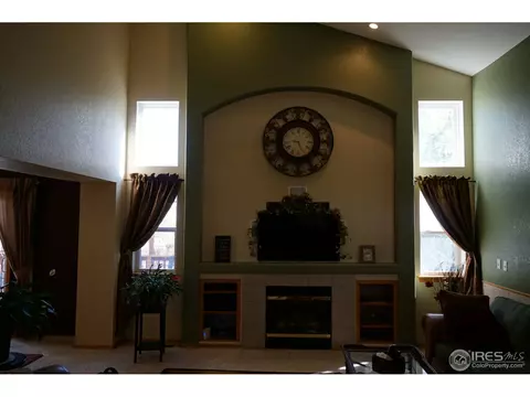 10550 Echo Ct, Firestone, CO 80504 photo 4
