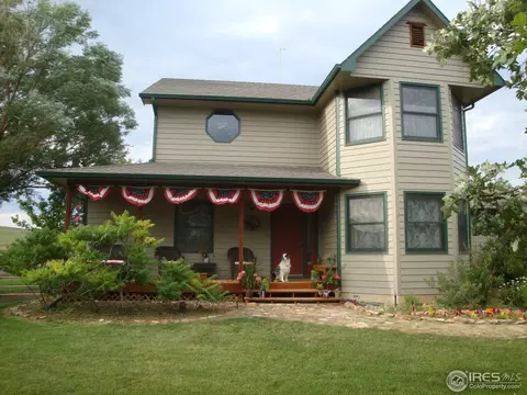 5512 Beverly Dr, Berthoud, CO 80513 photo 1