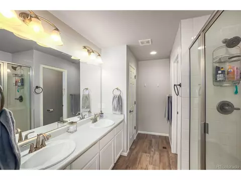 16075 E Warner Dr, Denver, CO 80239 photo 27