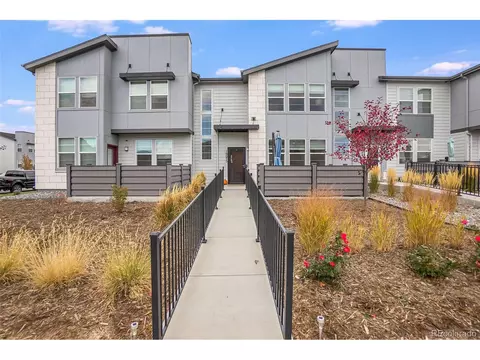 16075 E Warner Dr, Denver, CO 80239 photo 1