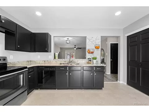 18614 E 43rd Pl, Denver, CO 80249 photo 23