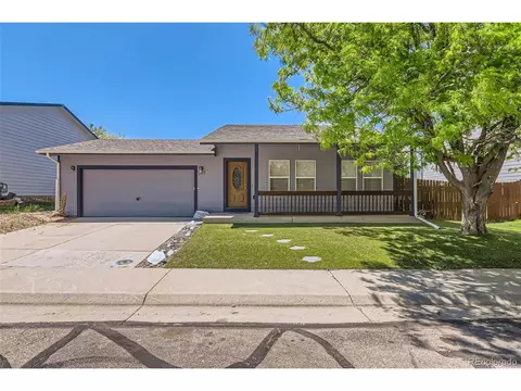 303 Sunset Ln, Dacono, CO 80514