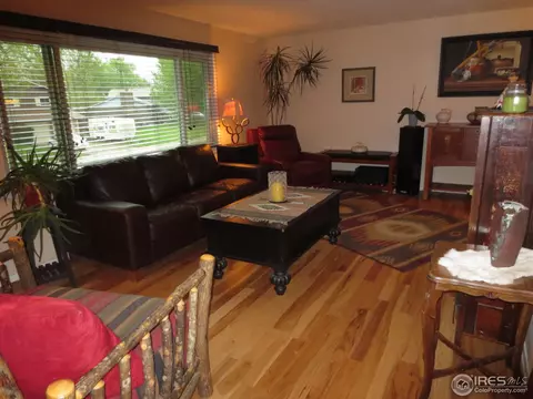 2 James Cir, Longmont, CO 80501 photo 8