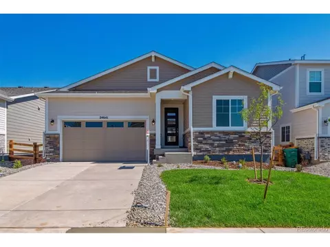 24641 E 37th Ave, Aurora, CO 80019