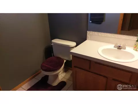 836 E 5th Ave, Longmont, CO 80504 photo 9
