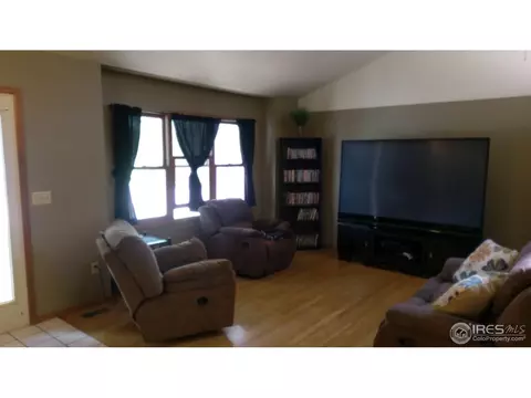 836 E 5th Ave, Longmont, CO 80504 photo 4