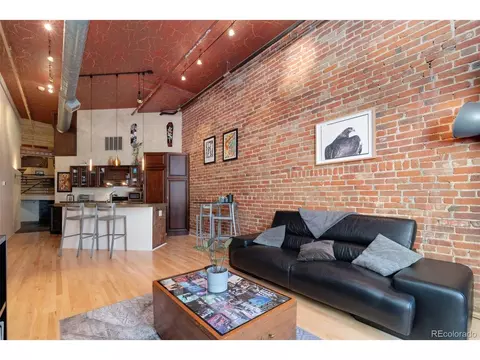 1617 California St #3F, Denver, CO 80202
