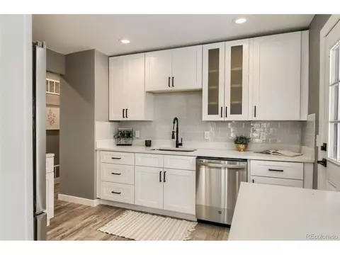 4001 E Cornell Ave, Denver, CO 80222 photo 9