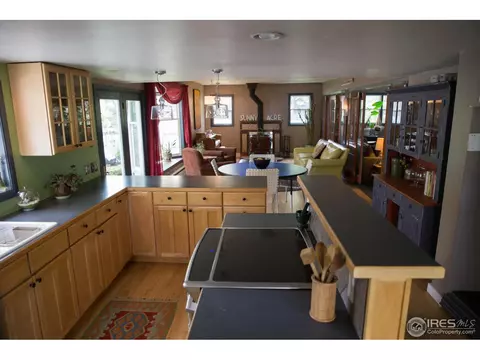 976 Cherryvale Rd, Boulder, CO 80303 photo 4