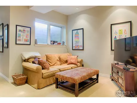 1270 Oakleaf Cir, Boulder, CO 80304 photo 18