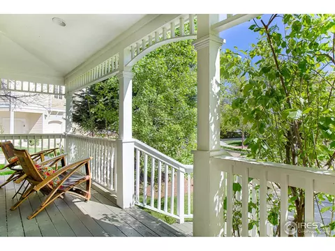 1270 Oakleaf Cir, Boulder, CO 80304 photo 2