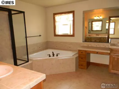 107 Common Dr, Berthoud, CO 80513 photo 4