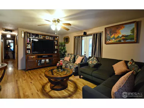 441 E 4th Ave, Longmont, CO 80504 photo 4