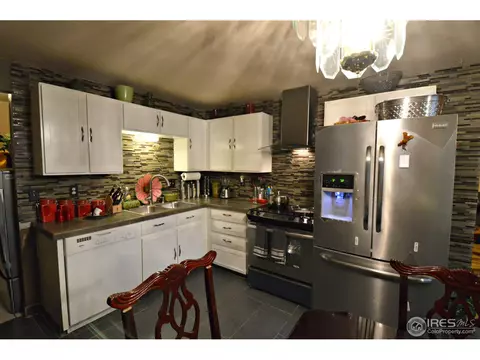441 E 4th Ave, Longmont, CO 80504 photo 1