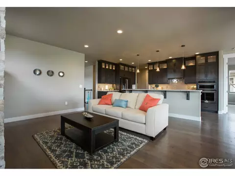 2002 Vineyard Dr, Windsor, CO 80550 photo 3