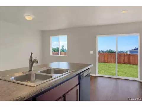 47359 Iris Ave, Bennett, CO 80102 photo 6