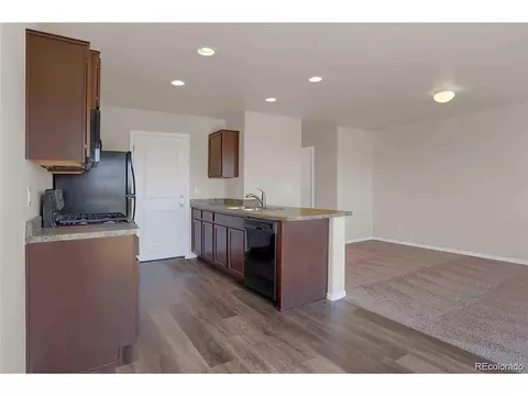 47359 Iris Ave, Bennett, CO 80102 photo 4
