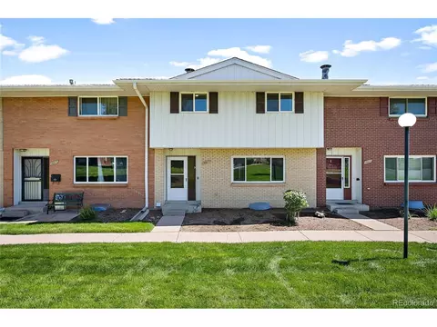 9067 E Oxford Dr, Denver, CO 80237 photo 2