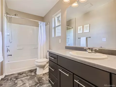 11027 E 28th Pl, Denver, CO 80238 photo 14