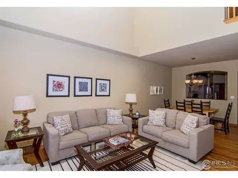 8438 Devinney Ct, Arvada, CO 80005 photo 2