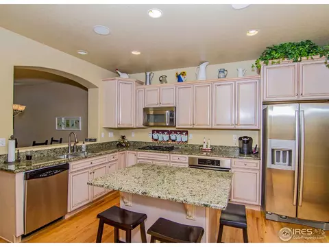 8438 Devinney Ct, Arvada, CO 80005 photo 5
