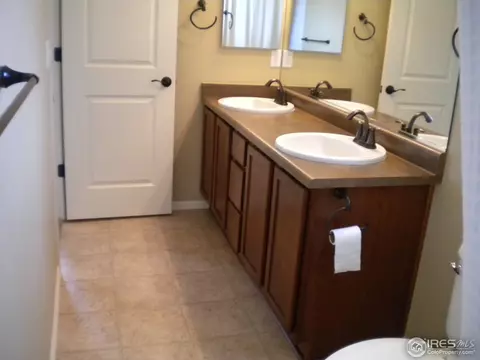 1584 Harpendon Ct, Windsor, CO 80550 photo 9