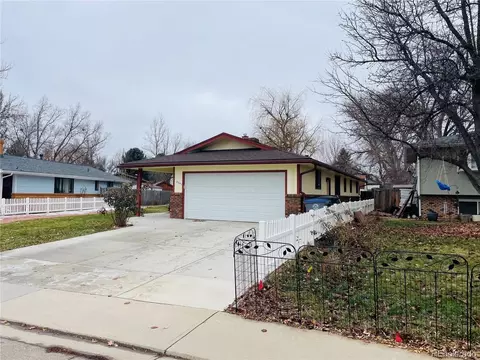2247 Meadow St, Longmont, CO 80501