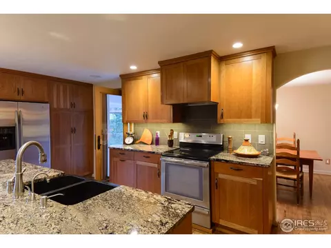 7087 Carter Trl, Boulder, CO 80301 photo 11
