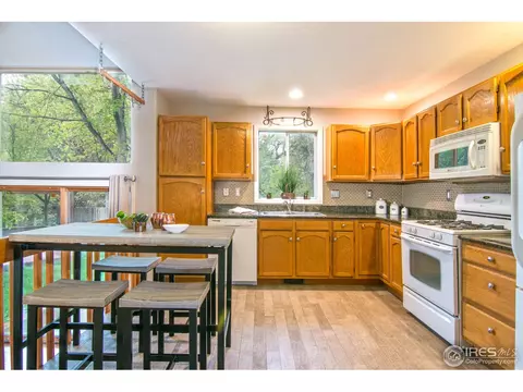 6849 Idylwild Ct, Boulder, CO 80301 photo 9