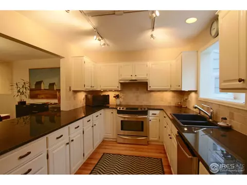 4688 Macarthur Ln, Boulder, CO 80303 photo 7