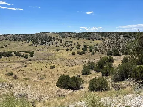 E Pine Bluff Dr, Pueblo, CO 81004