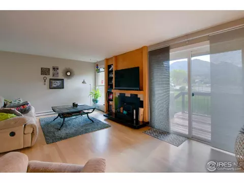 4084 Greenbriar Blvd, Boulder, CO 80305 photo 6