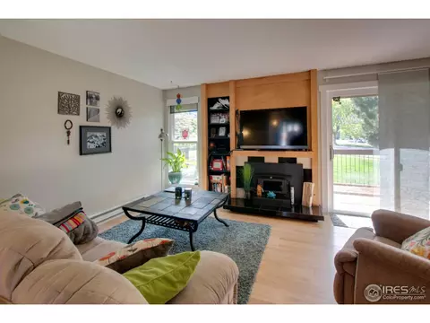 4084 Greenbriar Blvd, Boulder, CO 80305 photo 5