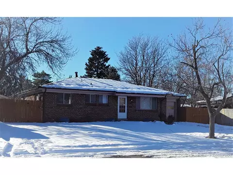 559 Ursula St, Aurora, CO 80011 photo 1