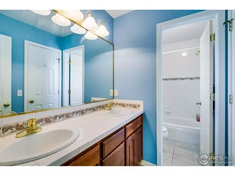 5733 Fig Way, Arvada, CO 80002 photo 15