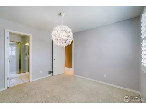 5733 Fig Way, Arvada, CO 80002 photo 17