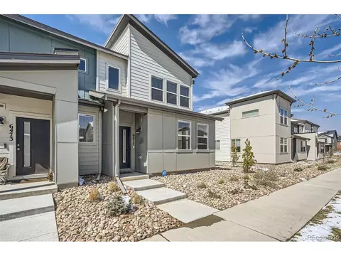 6475 N Ceylon Ct, Denver, CO 80249 photo 2