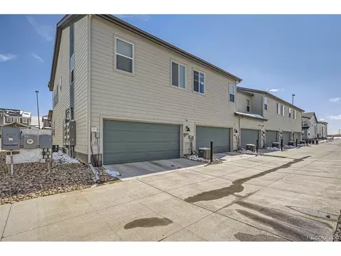 6475 N Ceylon Ct, Denver, CO 80249 photo 4