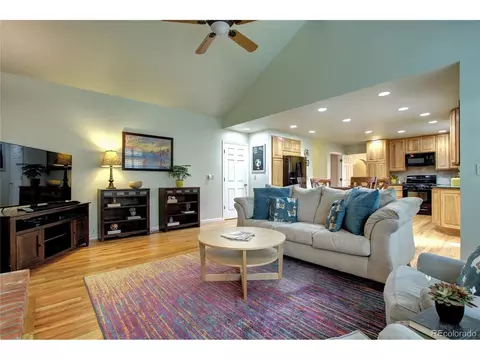 926 E 132nd Cir, Thornton, CO 80241 photo 13