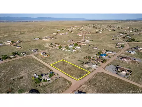 490 E Chaunsey Dr, Pueblo, CO 81007