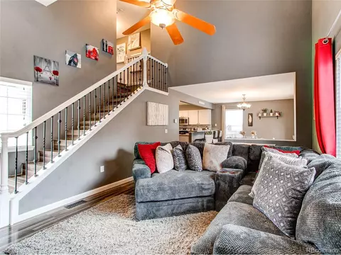 21712 E Kent Dr, Aurora, CO 80018 photo 2