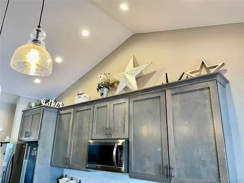 989 Pinehurst Ct, Bennett, CO 80102 photo 8