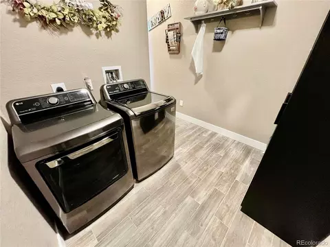 989 Pinehurst Ct, Bennett, CO 80102 photo 23