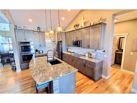 989 Pinehurst Ct, Bennett, CO 80102 photo 6